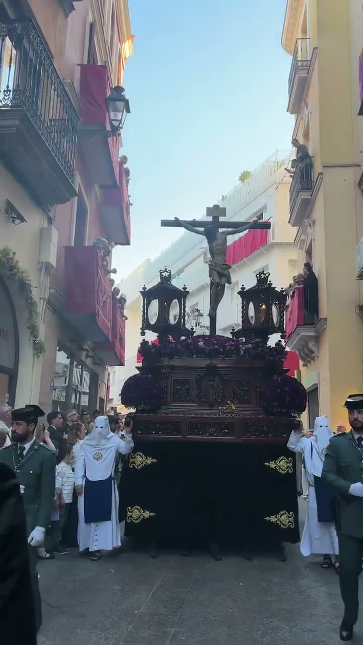 Previsualizacion del video 2 abr · 20:14
